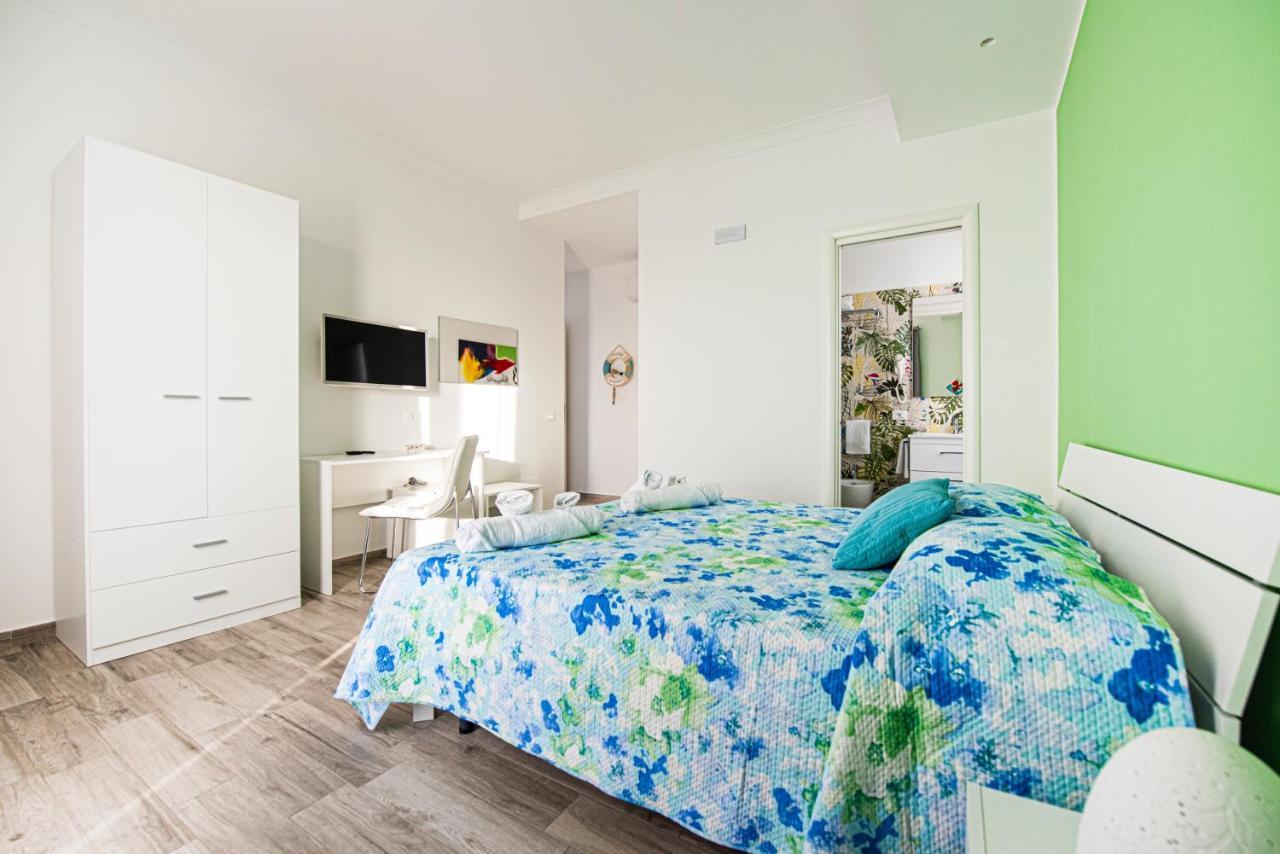 L' Arcobaleno B&B Castelluzzo Luaran gambar