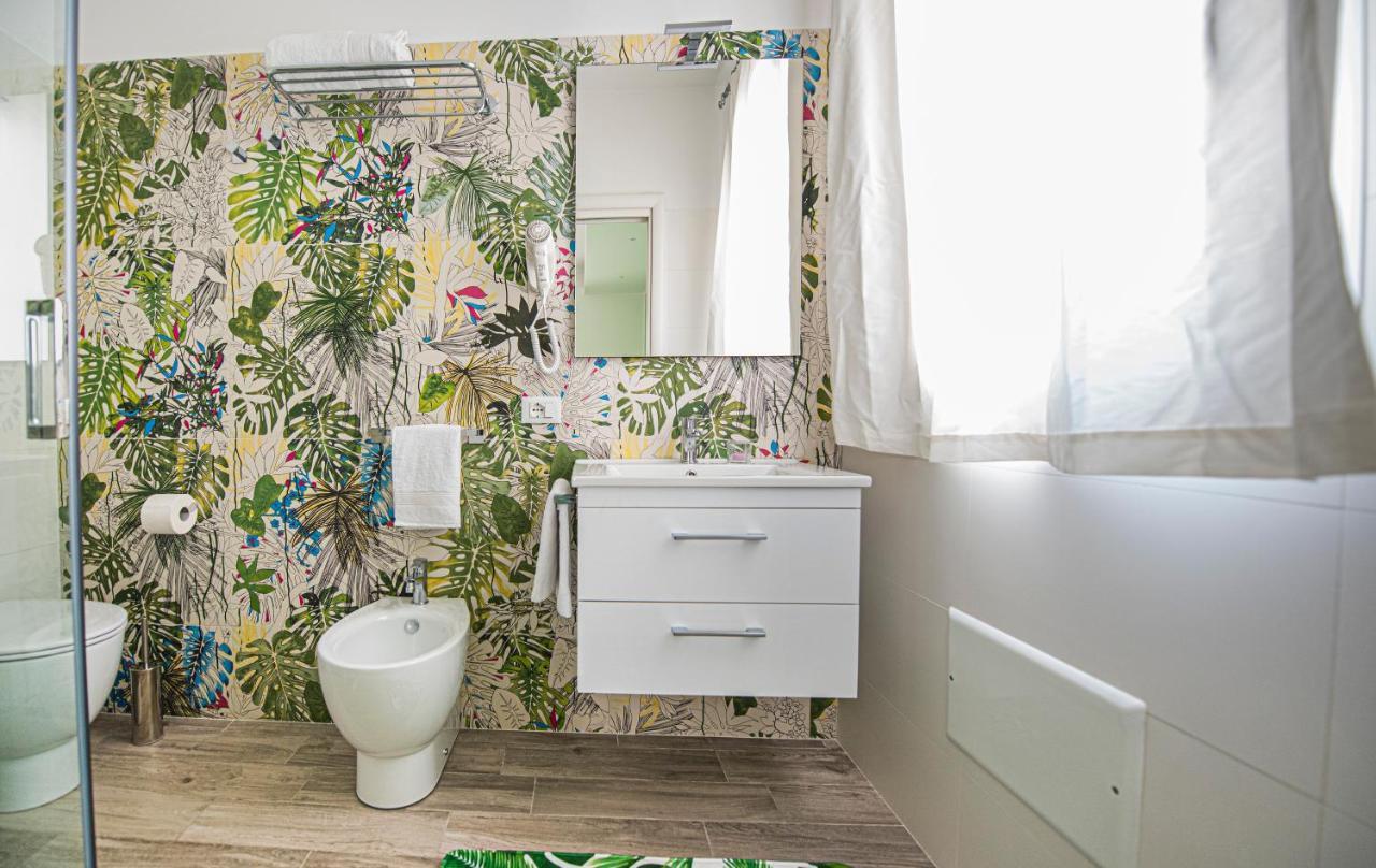 L' Arcobaleno B&B Castelluzzo Luaran gambar